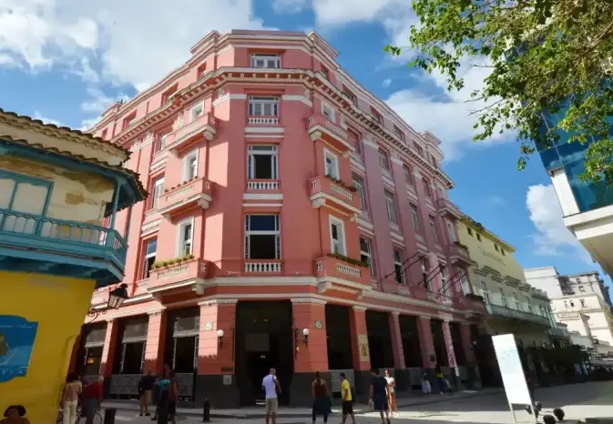Hotel Ambos Mundo