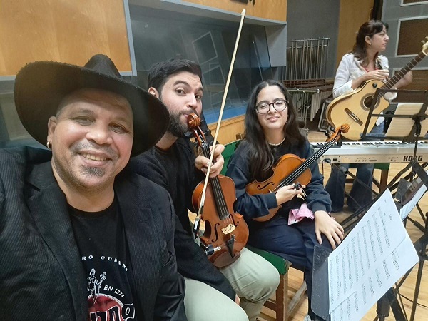 Arnaldo Rodríguez y Cuba Sí