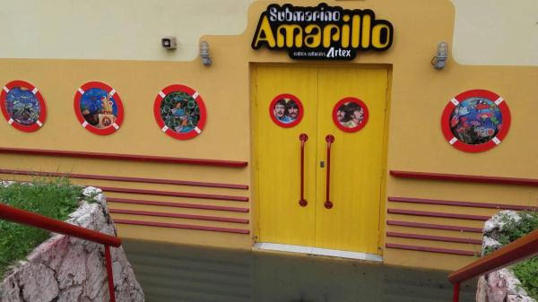 Centro Cultural Submarino Amarillo