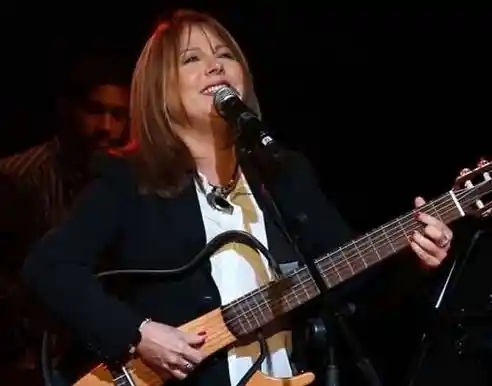 Presentará  Liuba María Hevia el disco «Almas Comunes»